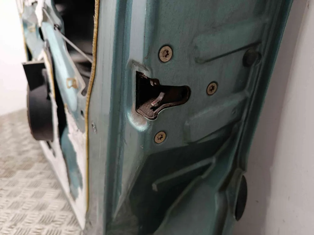 Fechadura / Fecho Porta Frente Direito