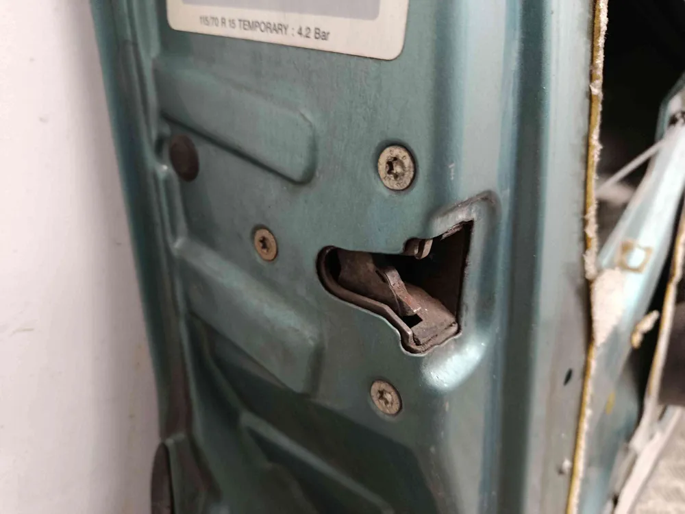 Fechadura / Fecho Porta Frente Esquerdo