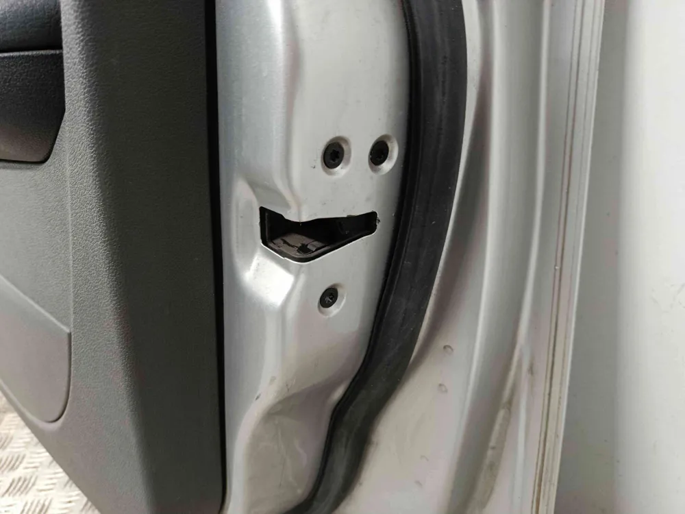 Fechadura / Fecho Porta Frente Direito