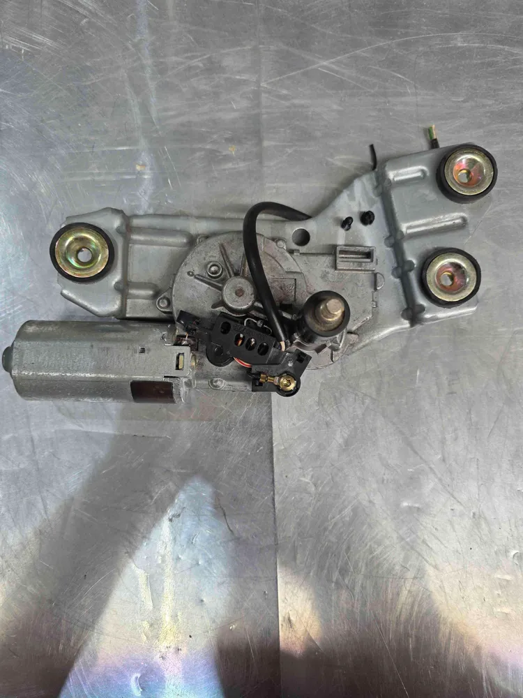Motor Limpa Vidros Trás