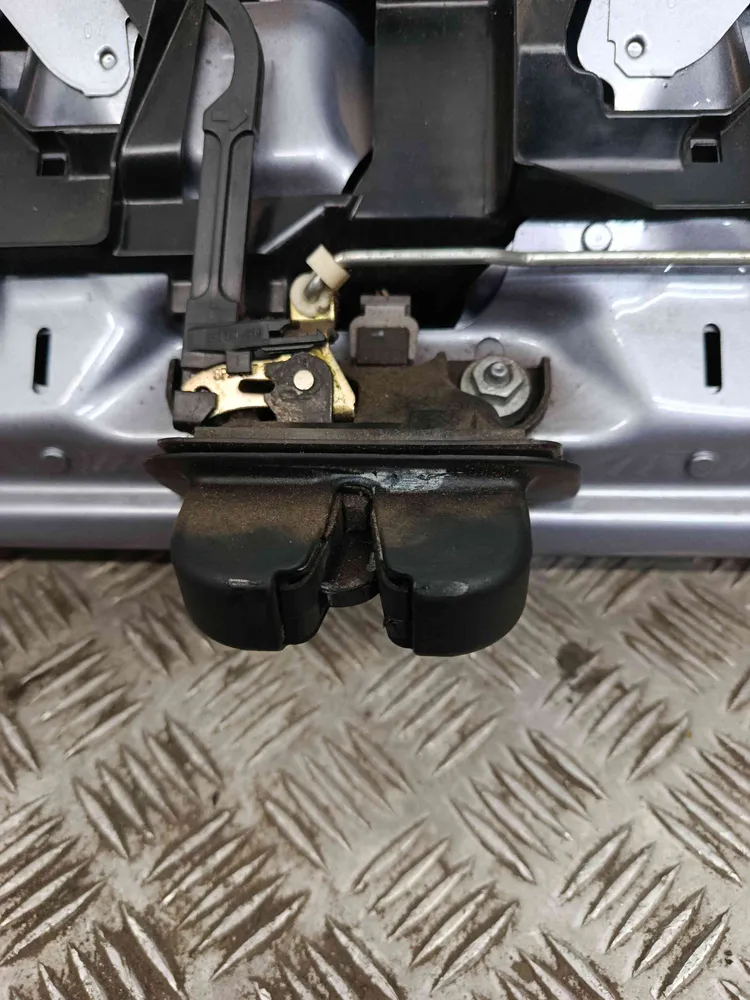 Heckklappe Lock /Latch