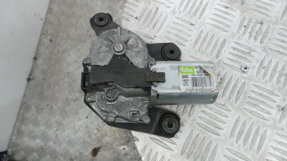 Motor Limpa Vidros Trás