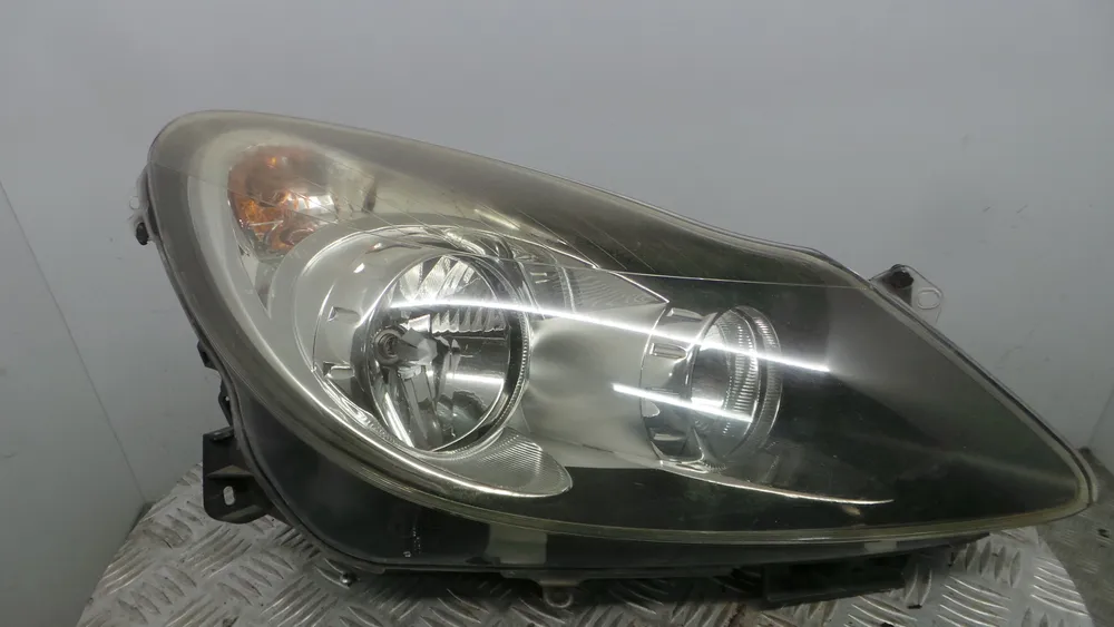 Right Headlight