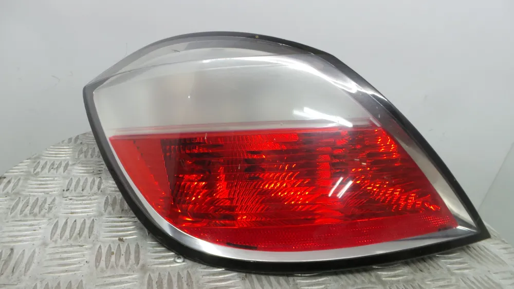 Left Tail light