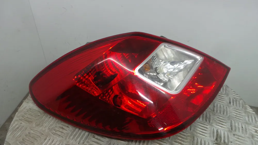 Left Tail light