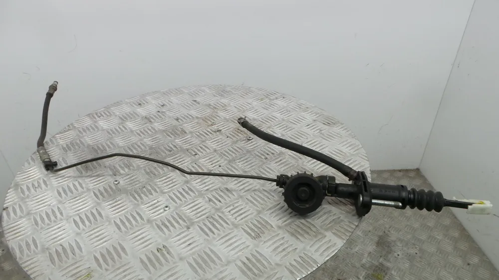 Pompe principale d'embrayage