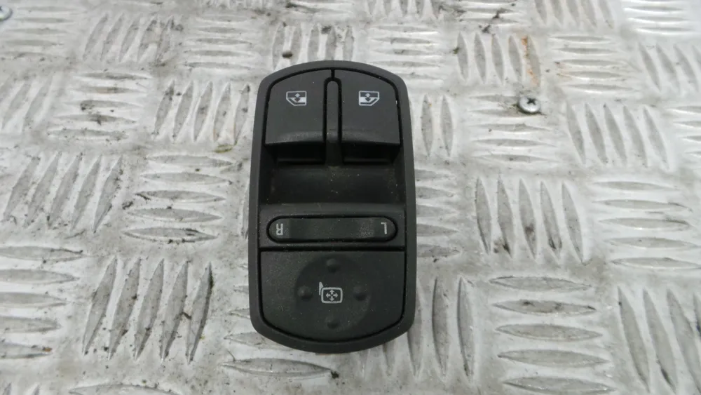 Mando / interruptor elevalunas delantero izquierdo