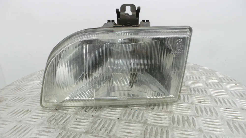 Ótica / Farol Esquerdo