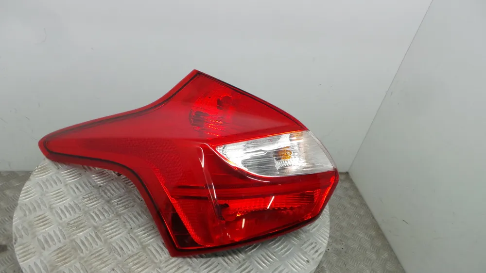 Left Tail light