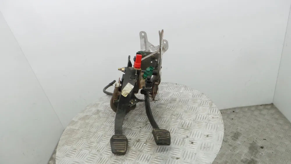 Pedal da Embraiagem