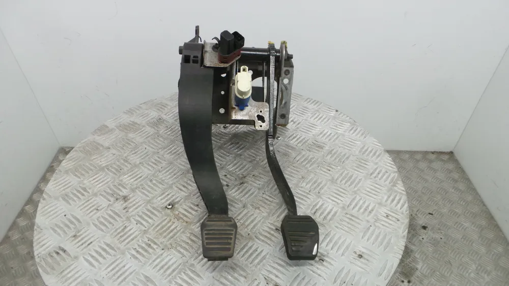 Pedal da Embraiagem