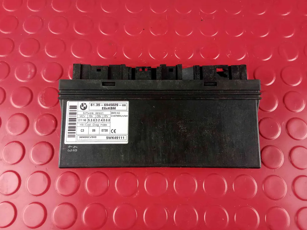 Lighting control unit / Lights ECU