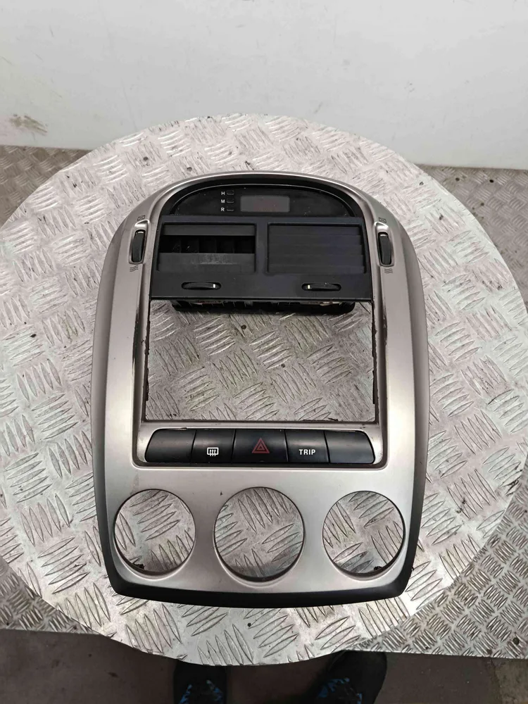 Moldura da Consola Central / Rádio / Aro