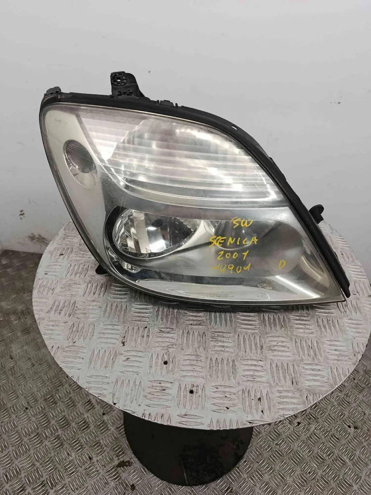 Ótica / Farol Direito