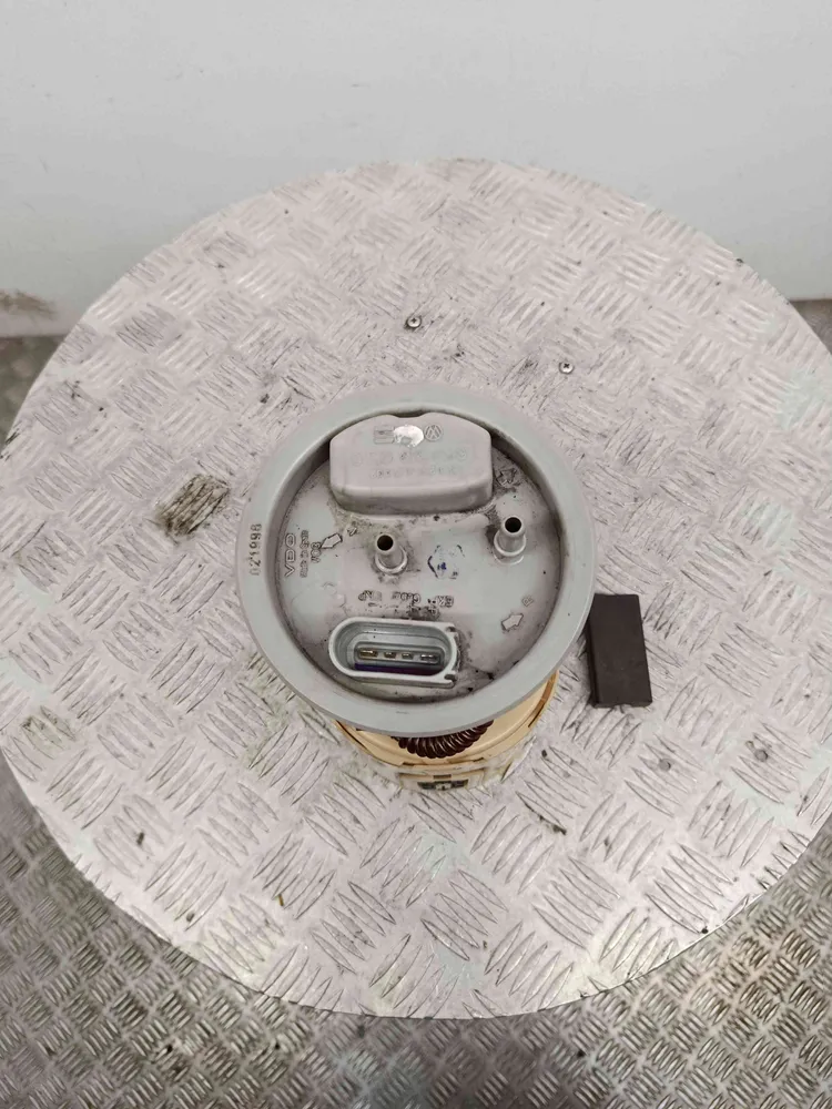 Fuel float