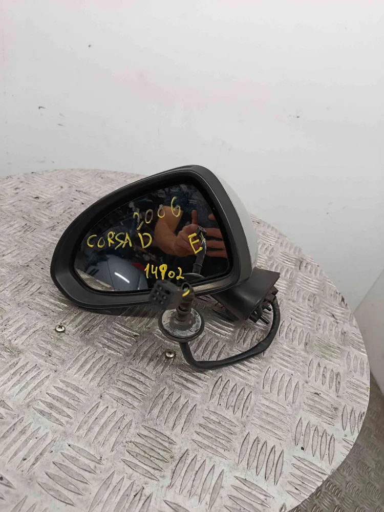 Retrovisor Izquierdo
