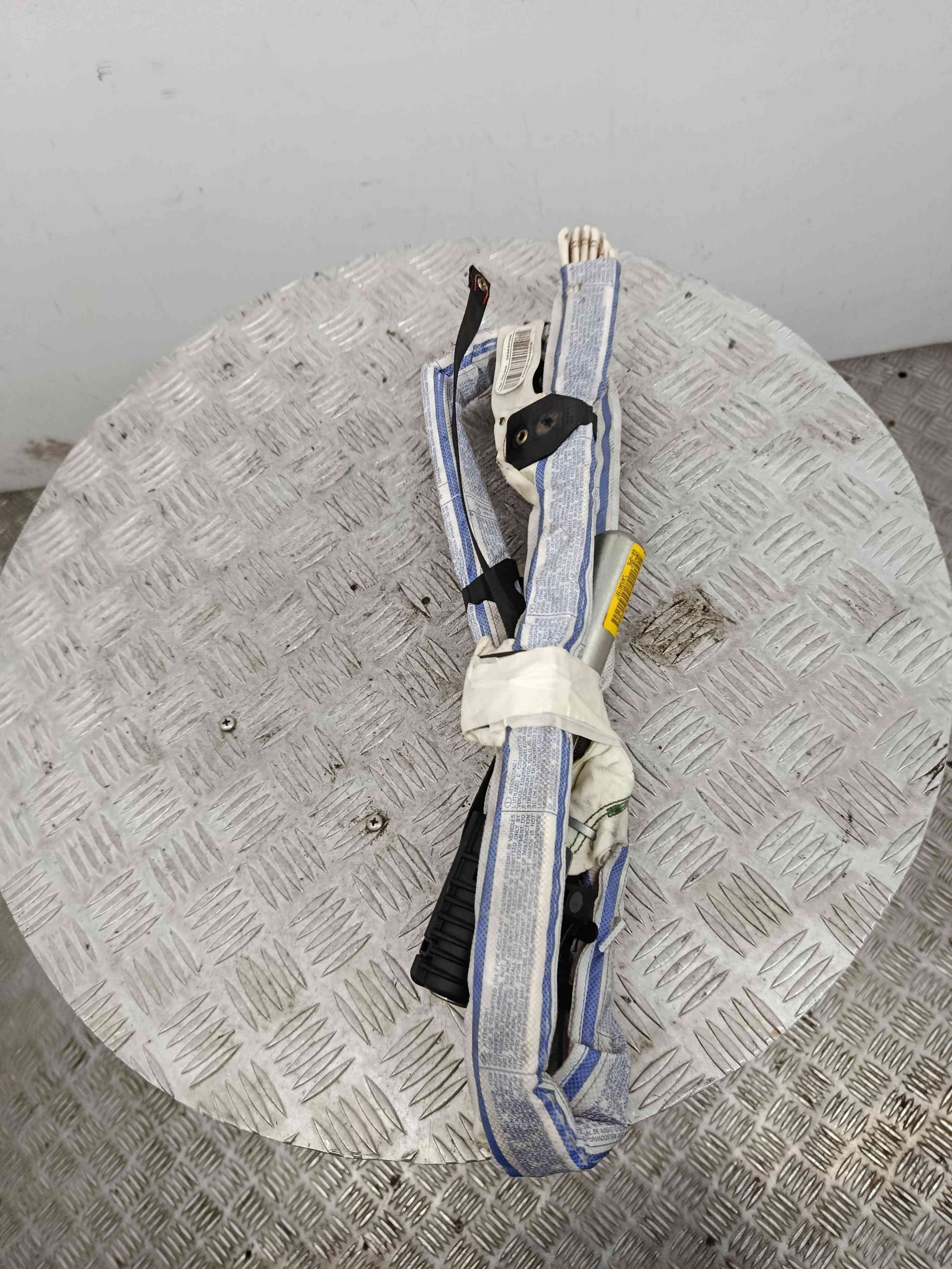 Links Vorhang Airbag