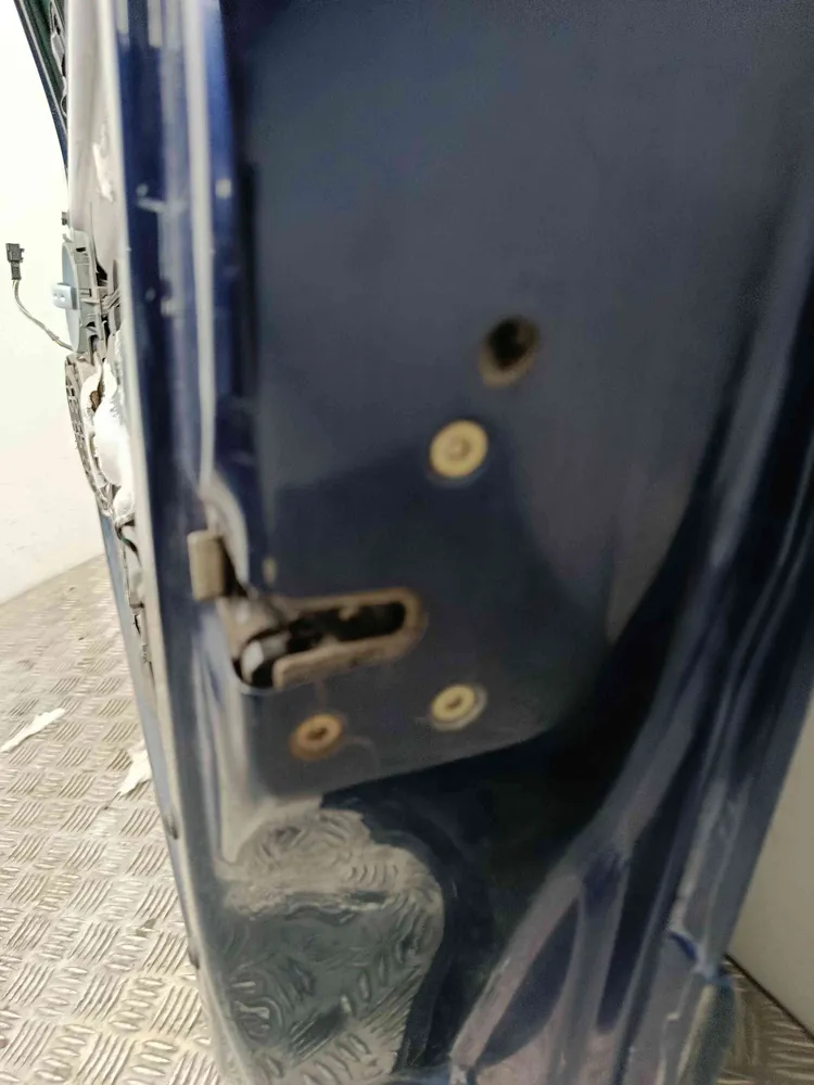 Cerradura / cierre puerta delantero derecho