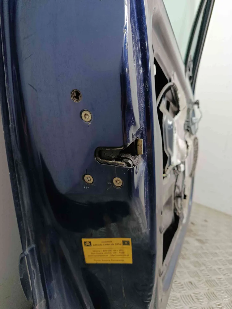 Cerradura / cierre puerta delantero izquierdo