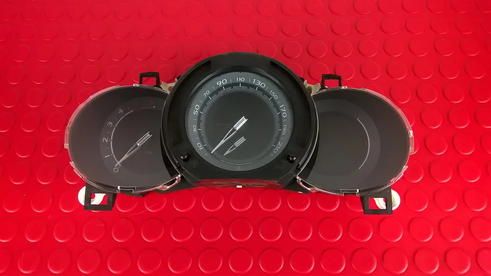 Quadro strumenti / Pannello strumenti