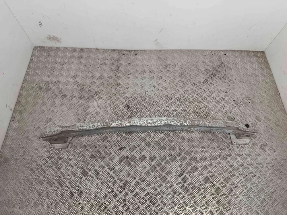 Rear Stoßstange reinforcement