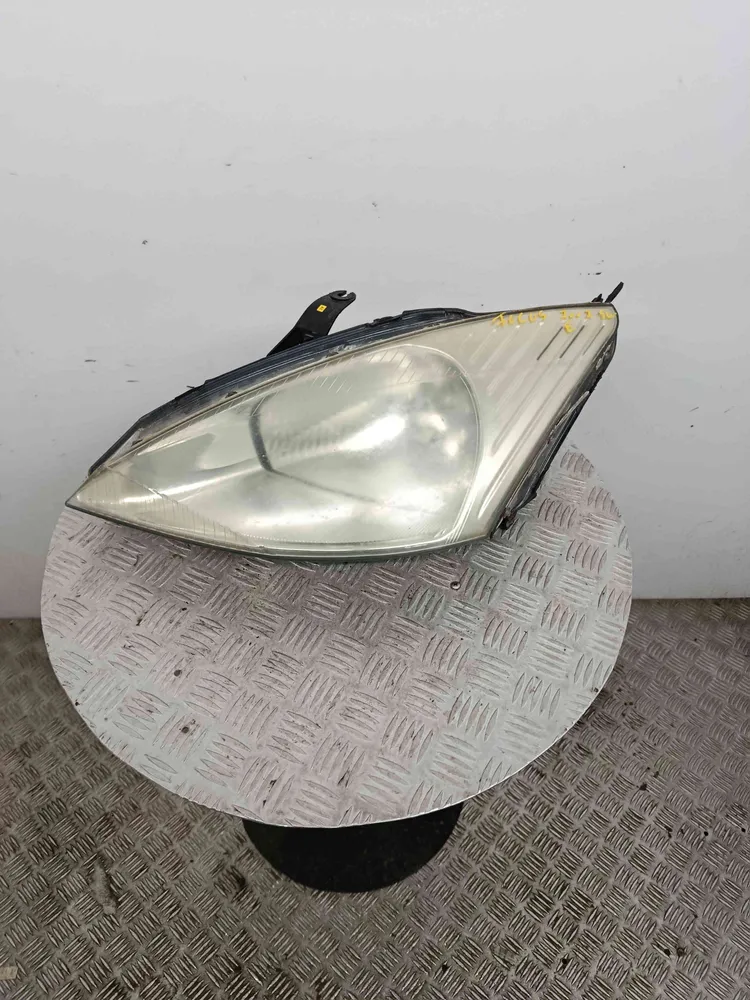 Faro anteriore sinistro