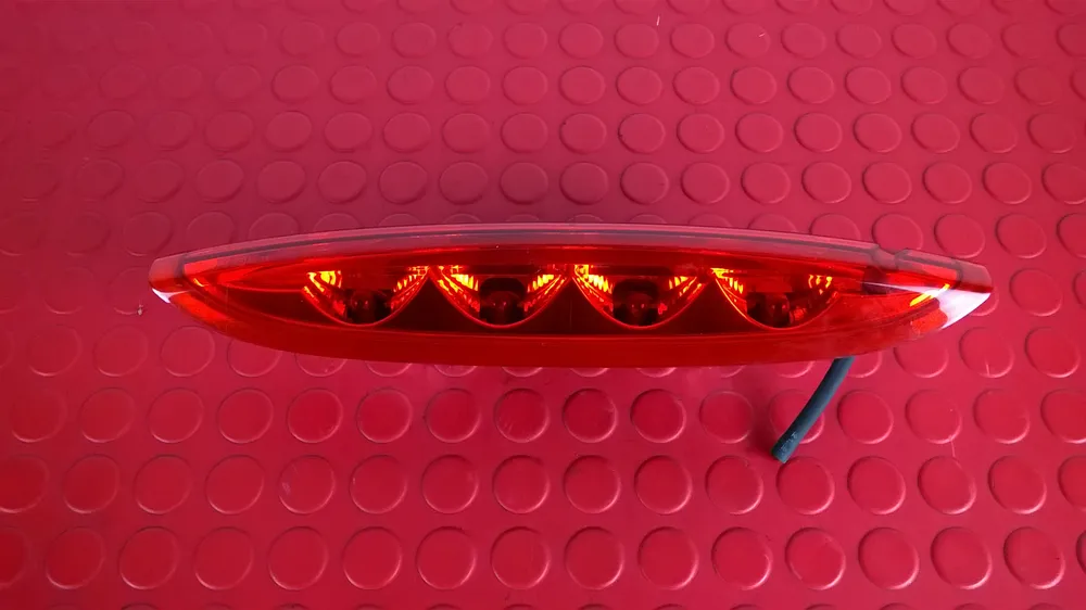 Luz Stop Adicional / 3º Stop