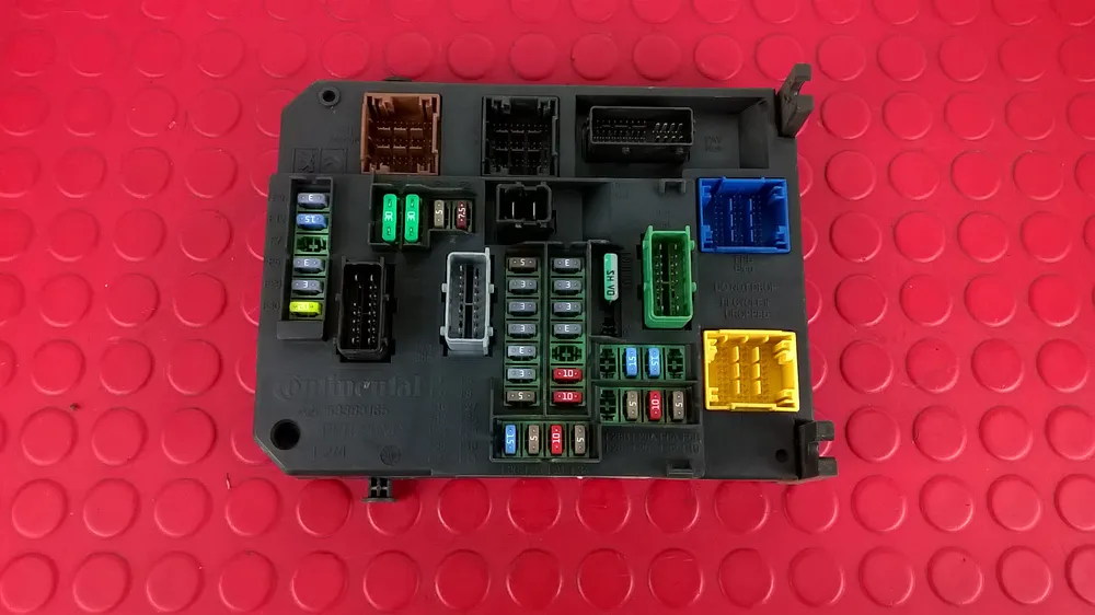 Caixa Fusíveis / SAM / BSI