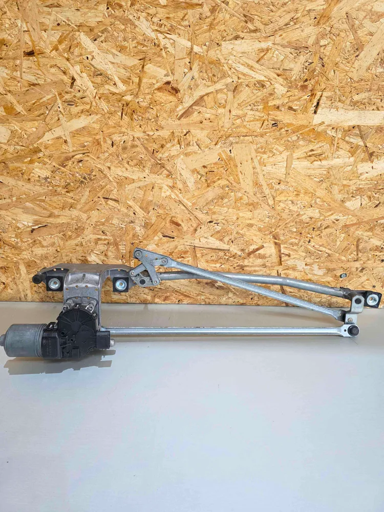 Front Wiper Motor