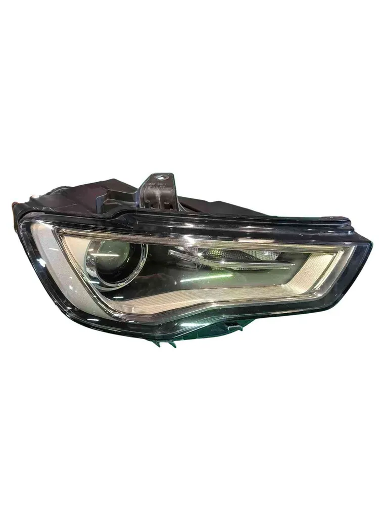 Ótica / Farol Direito