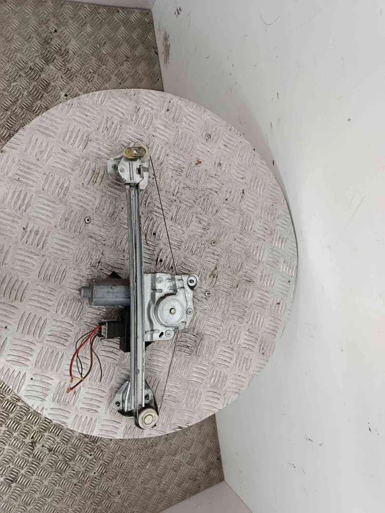 Rechts rear Fenster regulator
