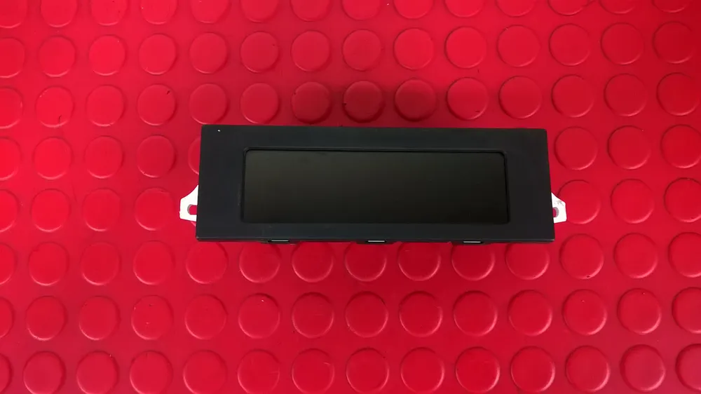 Ecra / Display Radio
