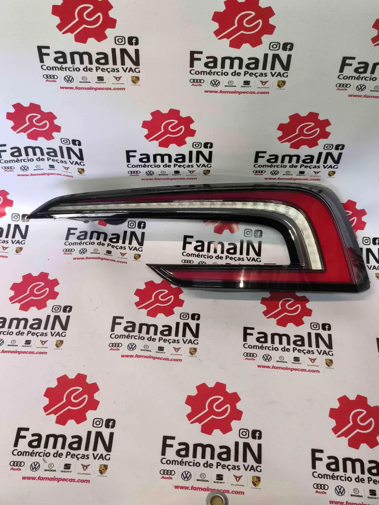 Farolim Direito
