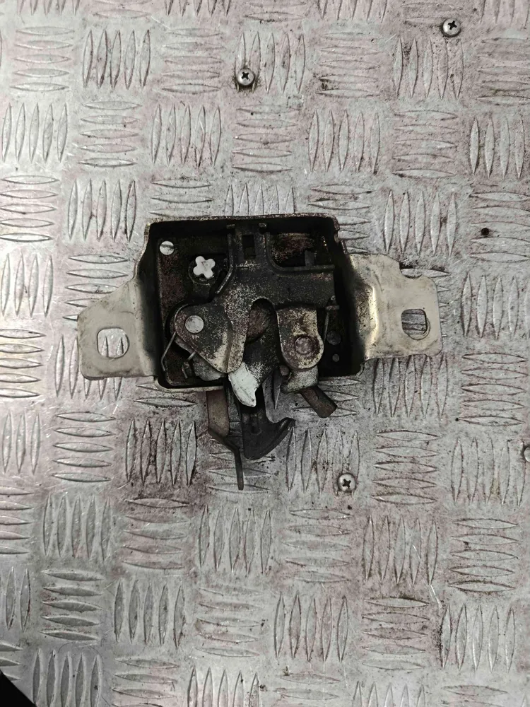 Hood Lock /Latch