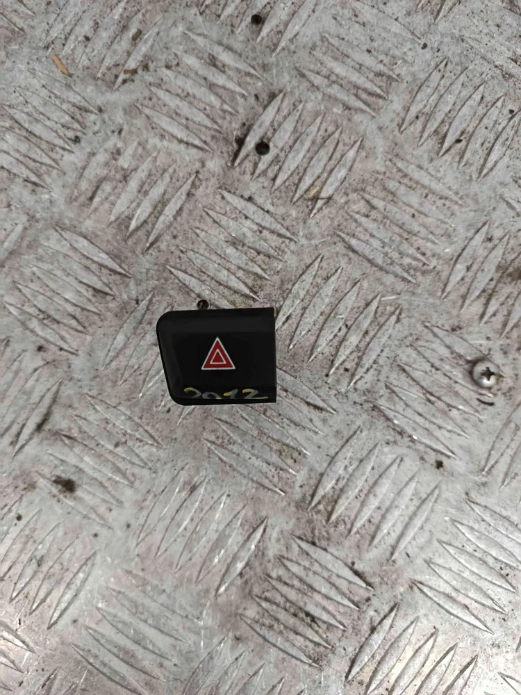 warning 4 piscas