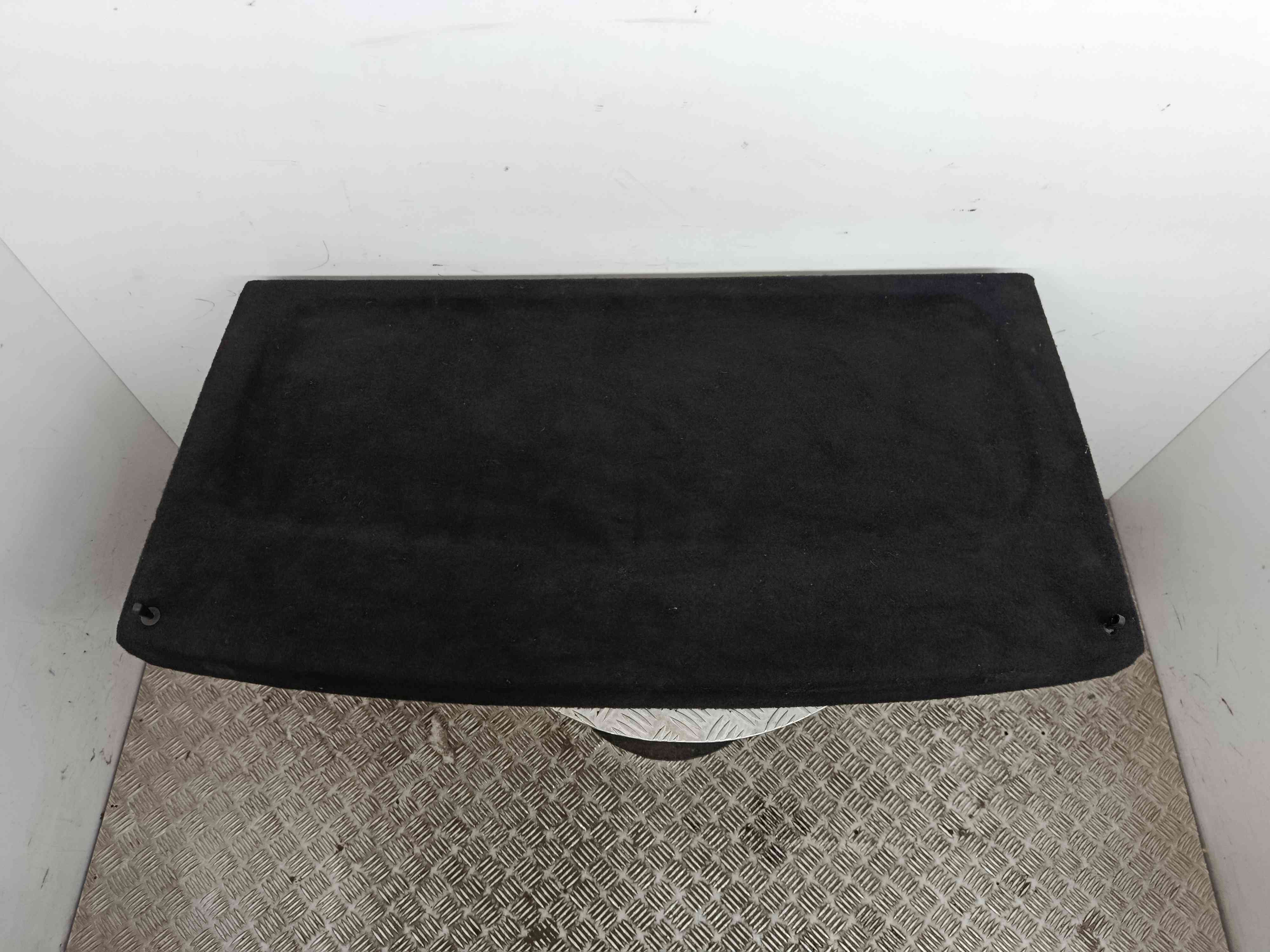 Rear Parcel shelf / trunk cover