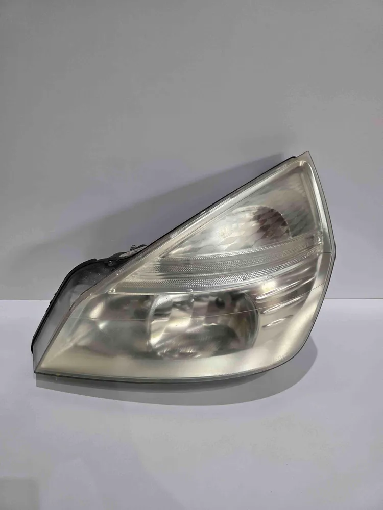 Left Headlight