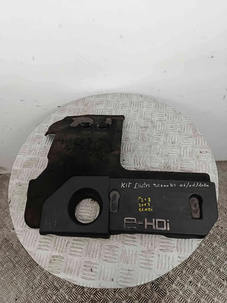 Cache-moteur