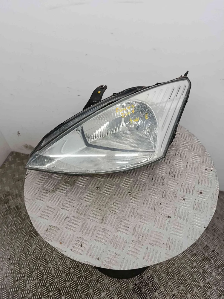 Faro anteriore sinistro