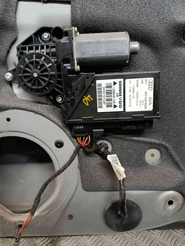 Motor Vidro Trás Direito