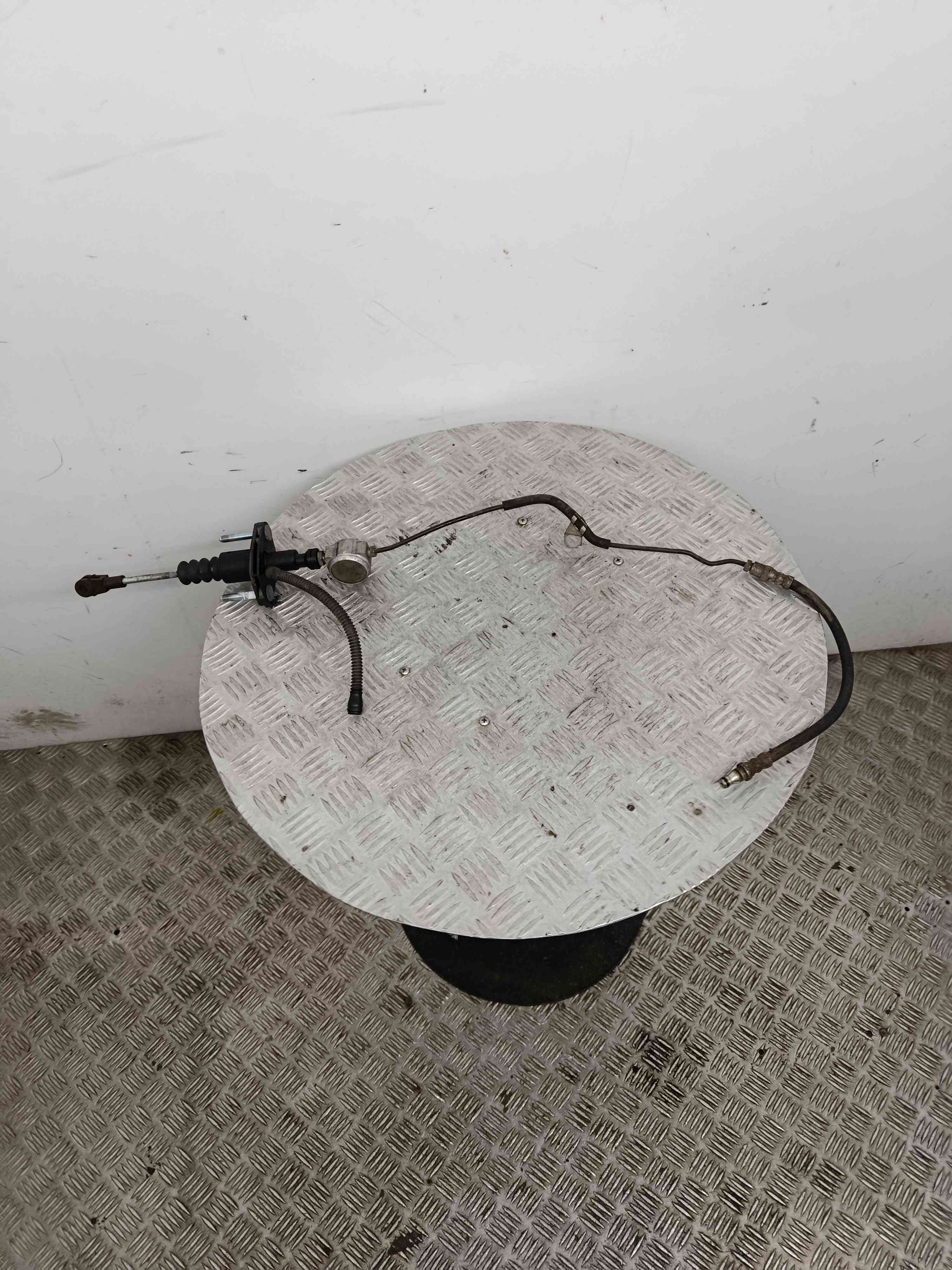 Bomba maestra del embrague