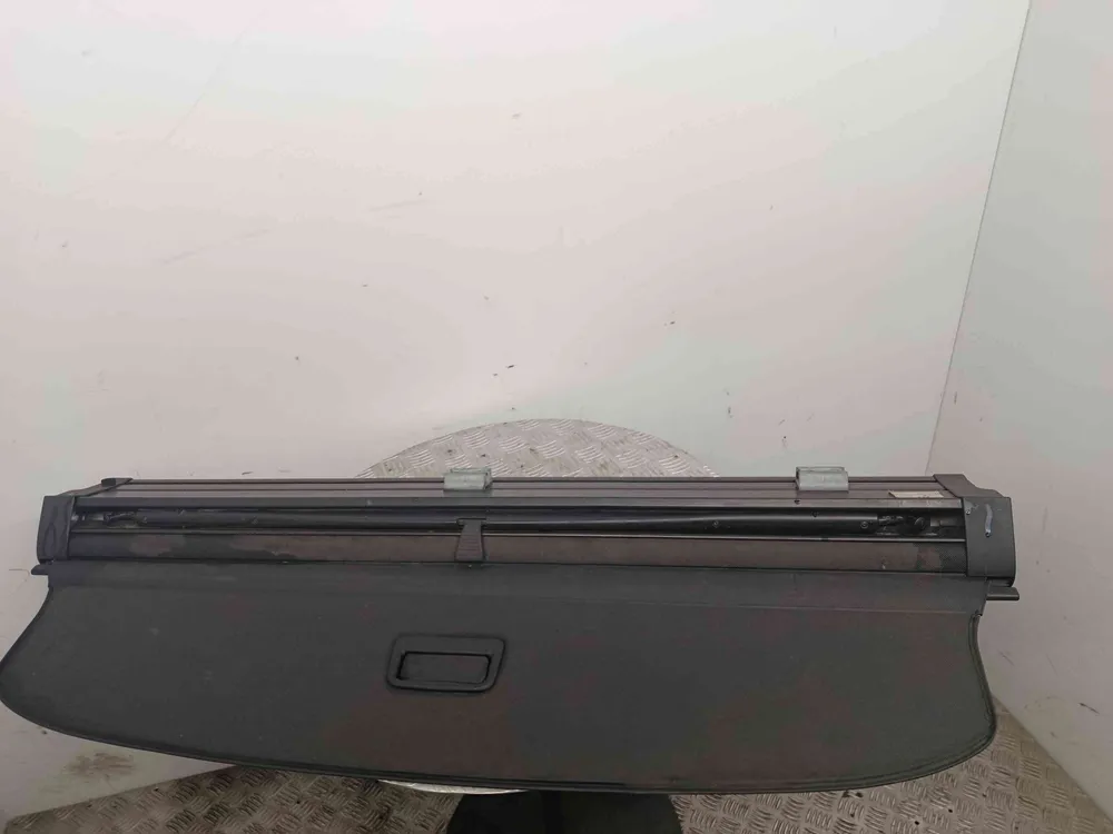 Rear Parcel shelf / Kofferraum cover