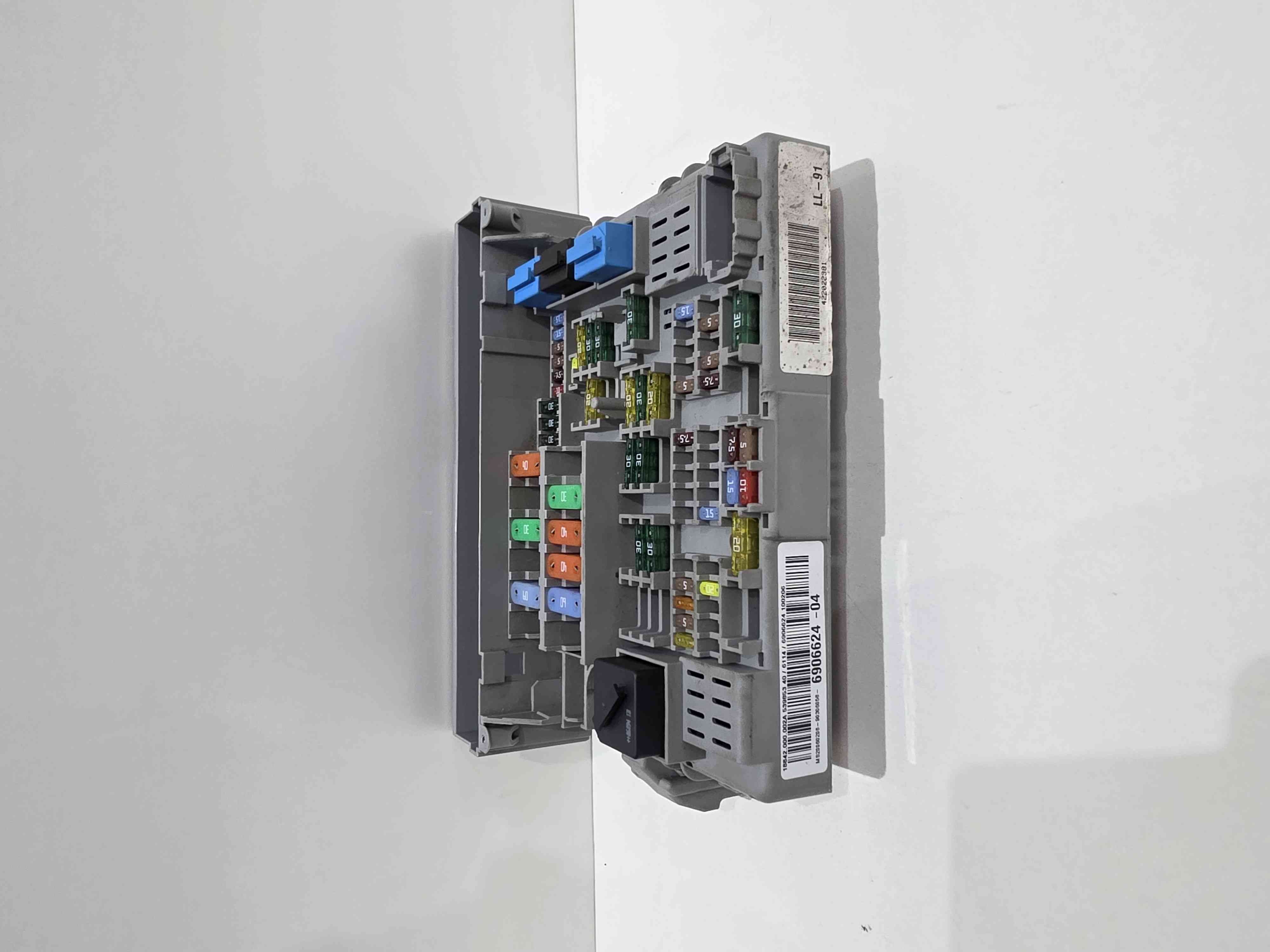 Boîte de fusibles / SAM / BSI - BMW