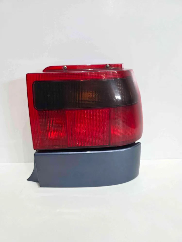 Right Tail light