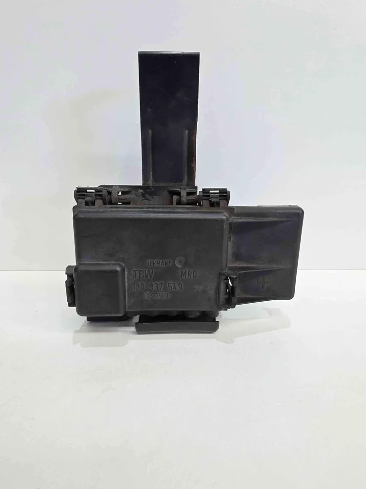 Battery fuse box - SEAT IBIZA Mk II