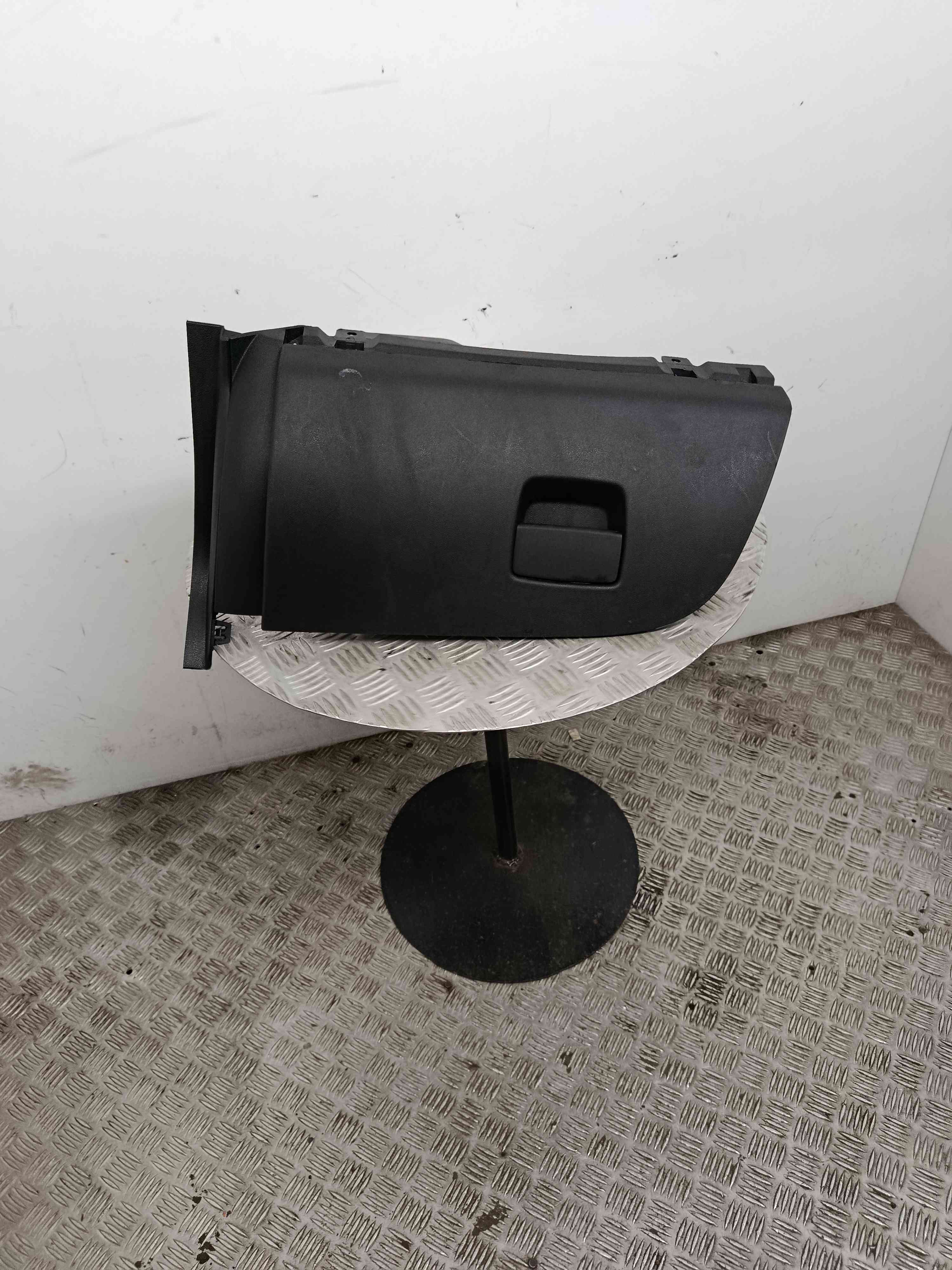 Boîte à gants