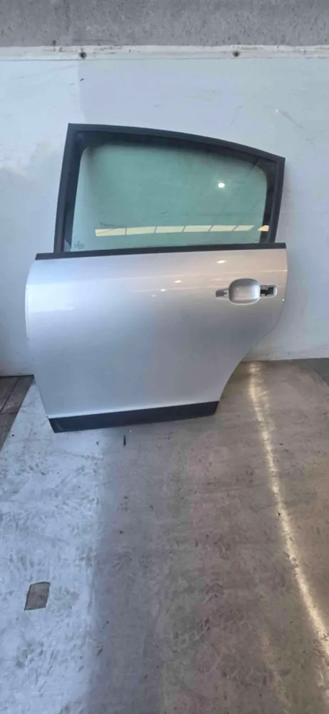 Porta posteriore sinistra