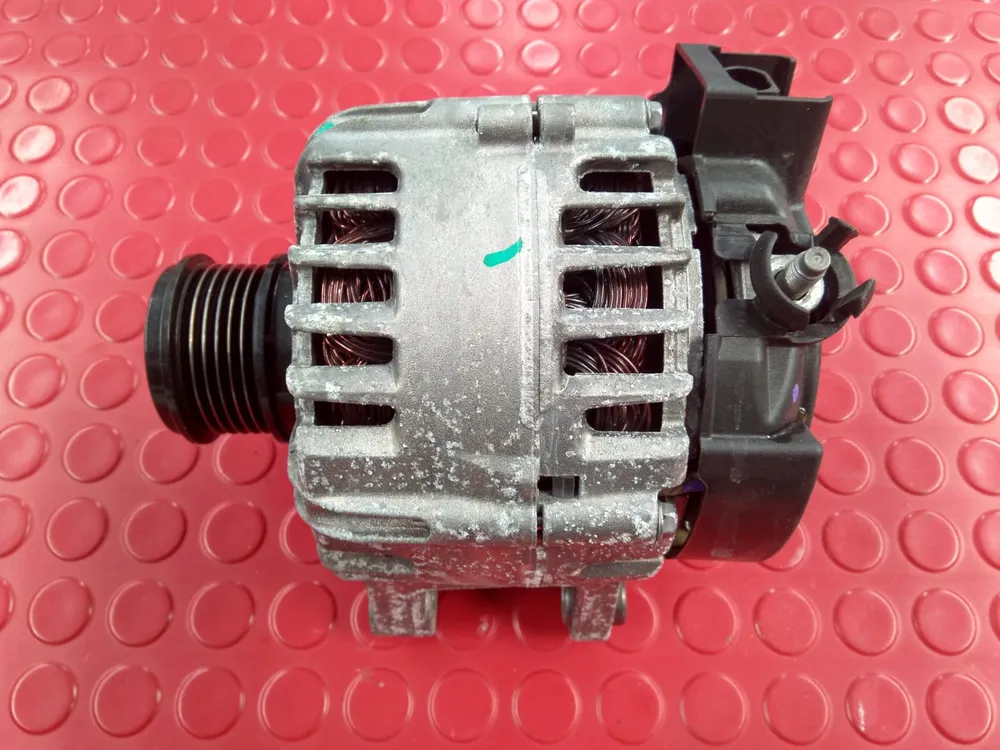 Alternador