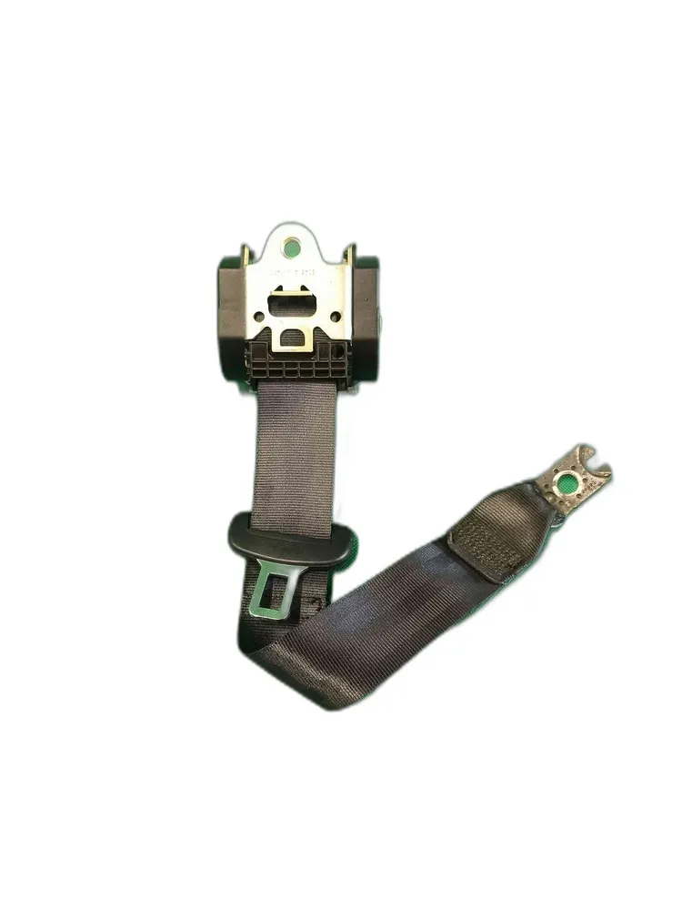 Right rear seatbelt