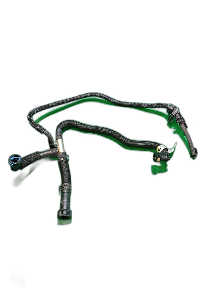 Fuel pipe